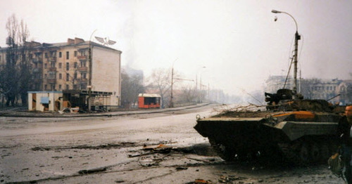 Бои за Грозный. Фото пользователя Vladimir Varfolomeev https://www.flickr.com